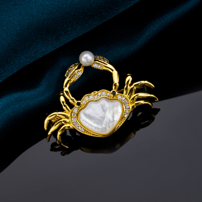 Cute Crab MOP Brooch - Fashionable & Chic