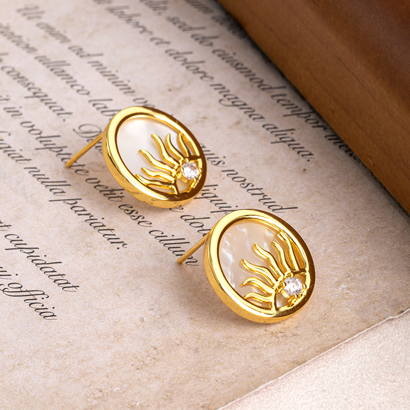 Sun Eye Coin Pendant - Natural White MOP, Boho Chic Necklace