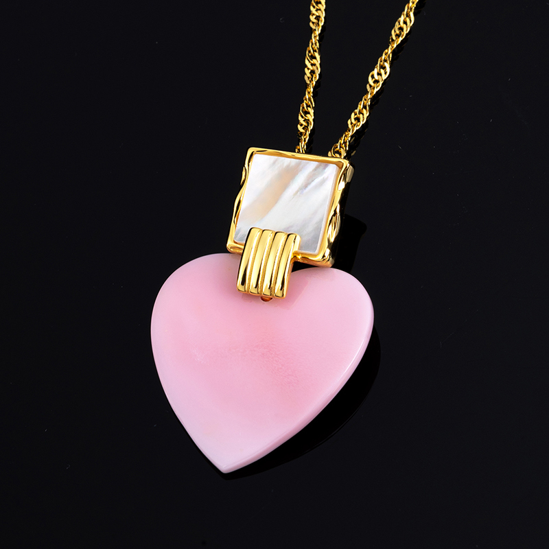 Pink Conch Love Necklace - Beachy Peach Charm, Effortless Sweet