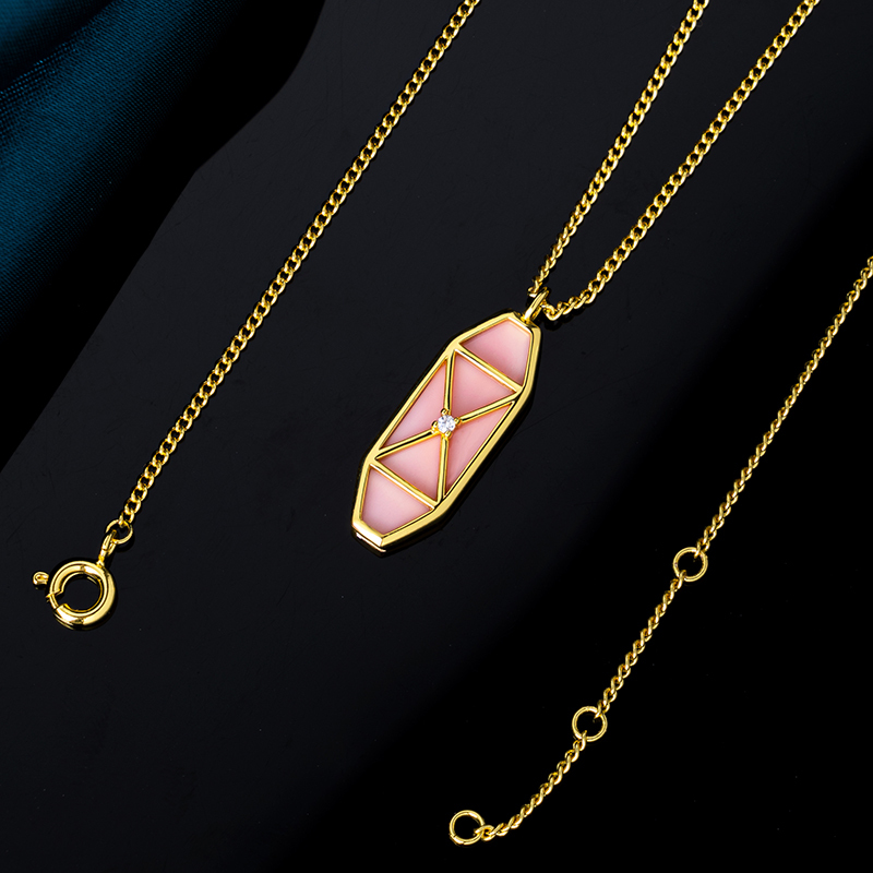 Queen Conch Statement Necklace | Bold Western Pendant