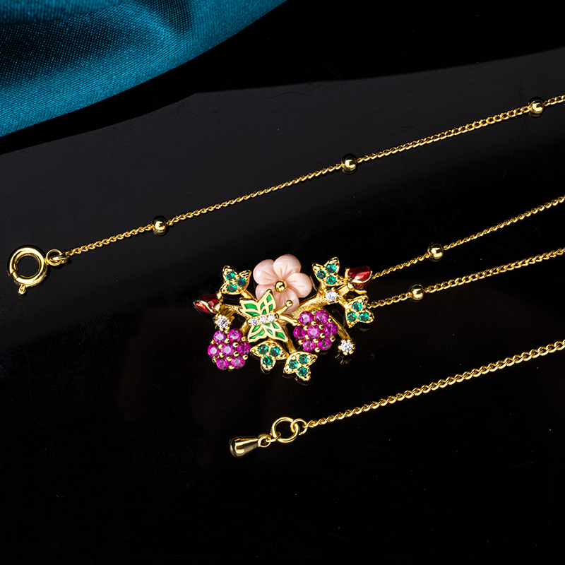 Carved Queen Conch Necklace: Blossom & Leaf Motif | Unique Artisan