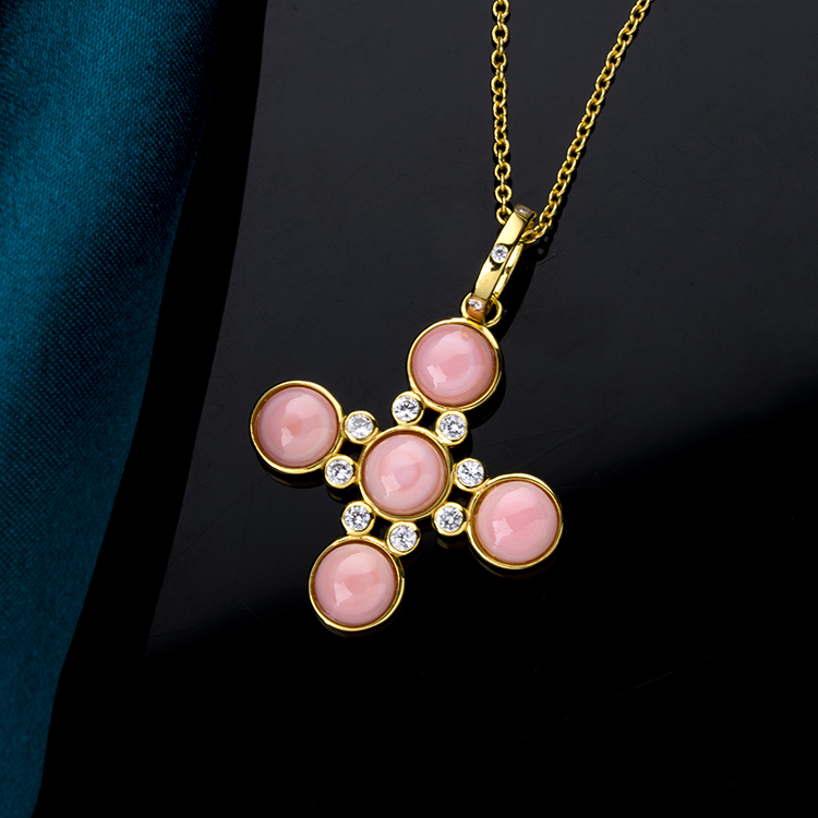 Natural Queen Conch Pink Cross Necklace | Exquisite Unique Pendant
