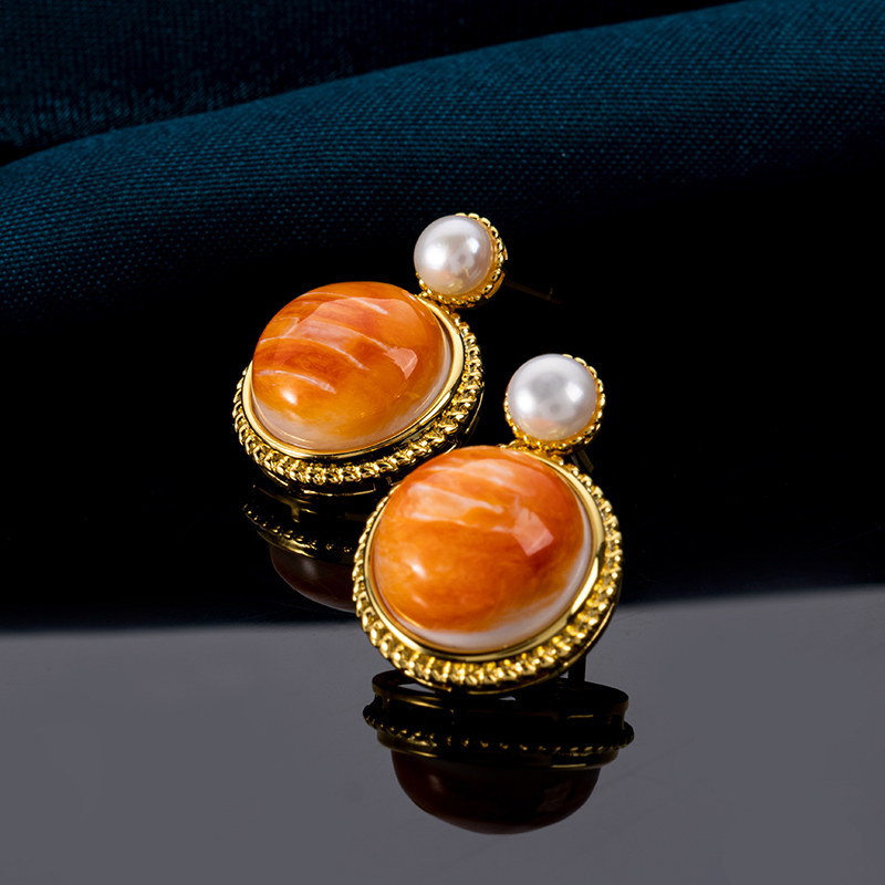 2025 Bestselling Natural Spiny Oyster Shell Round Studs - Glamorous Inlaid Earrings for Sweet Style, Hypoallergenic Wholesale Jewelry with Bulk Order Discounts