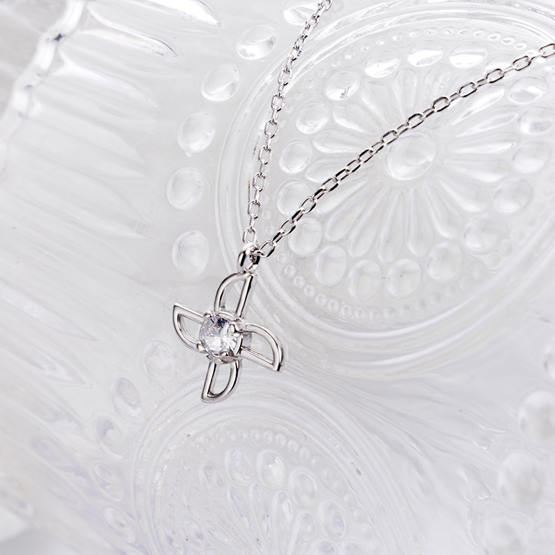 Charming Pinwheel Necklace - Boho Delicate Jewelry