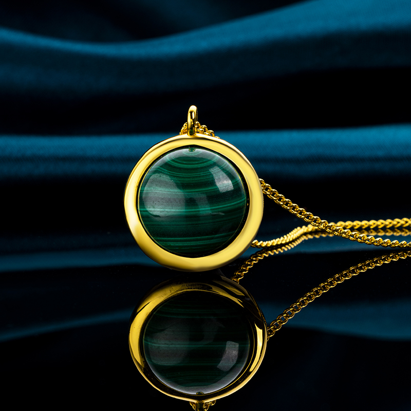 Minimalist Round Natural Malachite Necklace