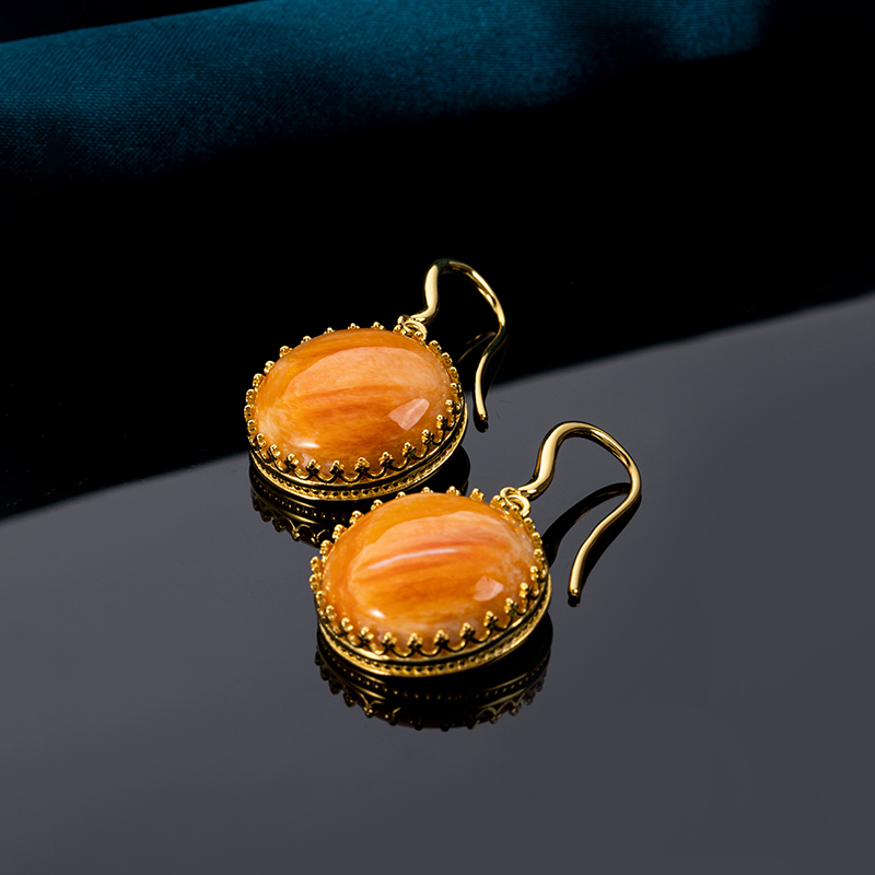 Orange Spiny Oyster Shell Round Earrings – Vibrant Elegance & Organic Glow