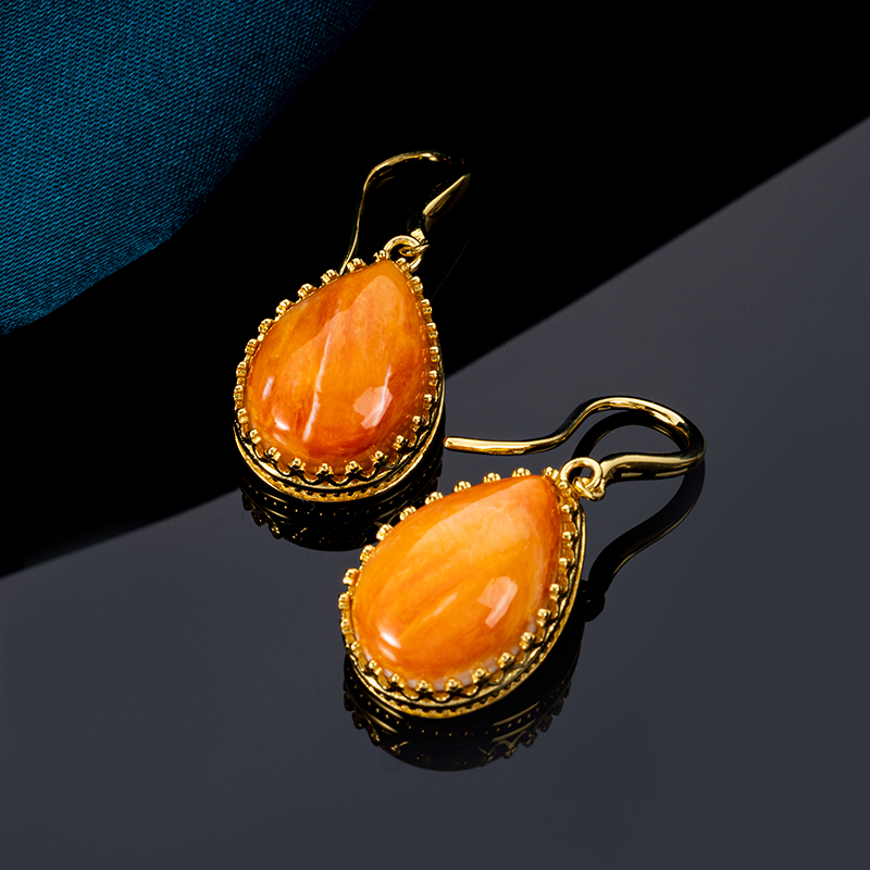 Ethical Boho Teardrop Earrings – Natural Shell Jewelry for Free Spirits