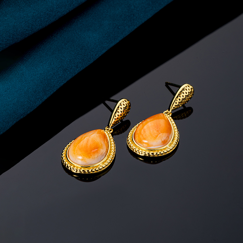 2025 New Arrival: Vintage-Inspired Teardrop Earrings in Natural Spiny Oyster Shell – Exquisite Stud & Drop Styles for Qipao, Hanfu & Cultural Ensembles