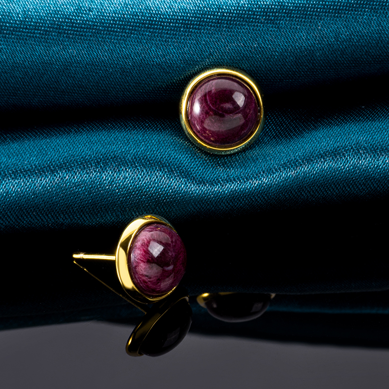 Minimalist Purple Spiny Oyster Stud Earrings