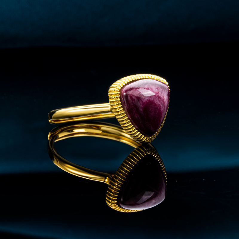 Regal Purple Spiny Oyster Geometric Ring