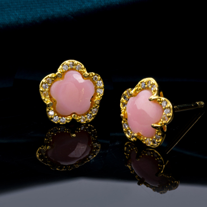 Natural Pink Queen Conch Blossom Stud Earrings