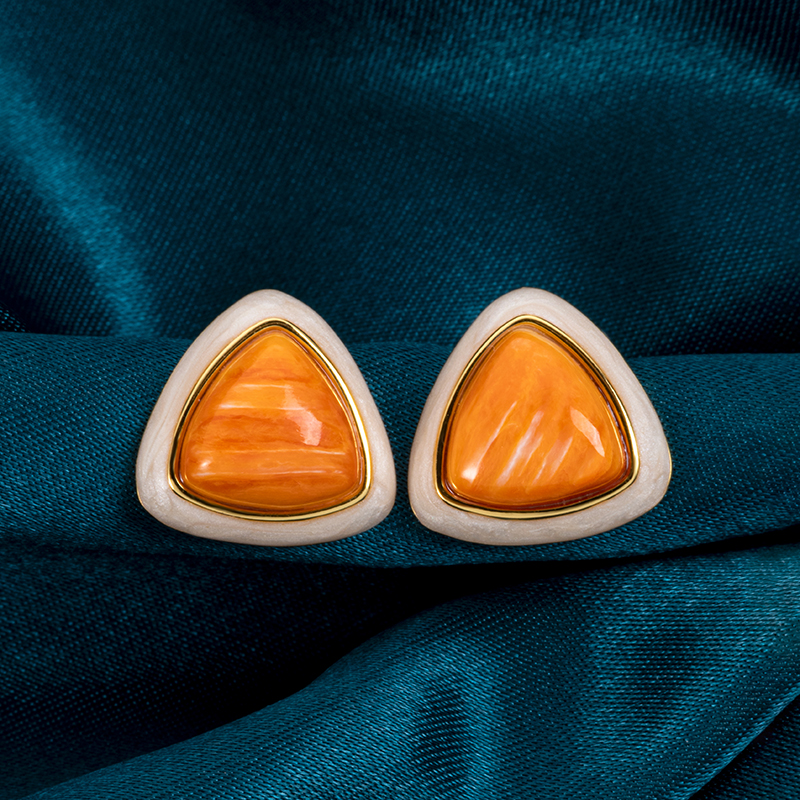 Handcrafted Spiny Oyster Geometric Earrings | Triangular Shell Jewelry | Seoul Chic Style