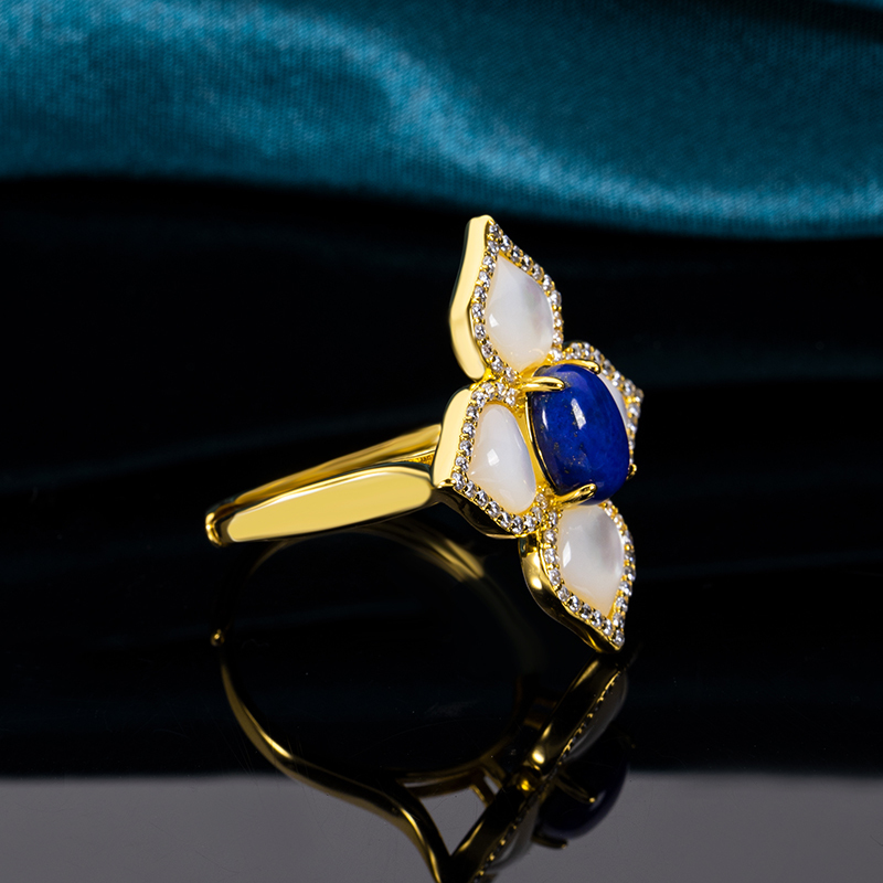 Blue Lapis Mother-of-Pearl Clover Ring Lucky