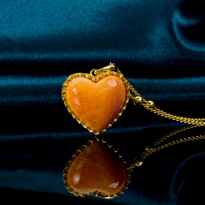 Minimalist Heart Necklace - Natural Spiny Oyster Shell Pendant with Elegant Chain