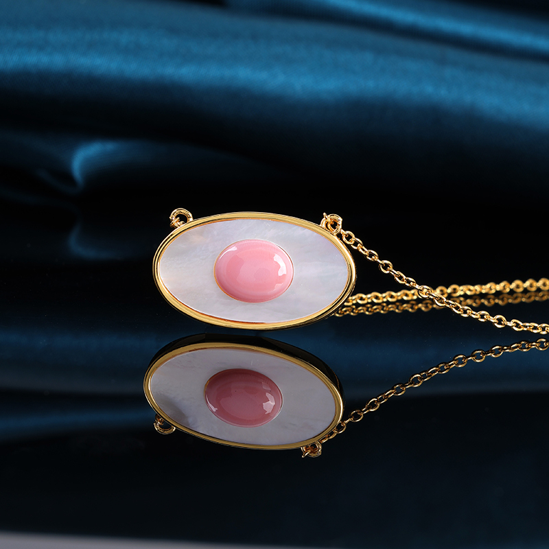 Natural Queen Conch Mother of Pearl Evil Eye Necklace (Unique Design)