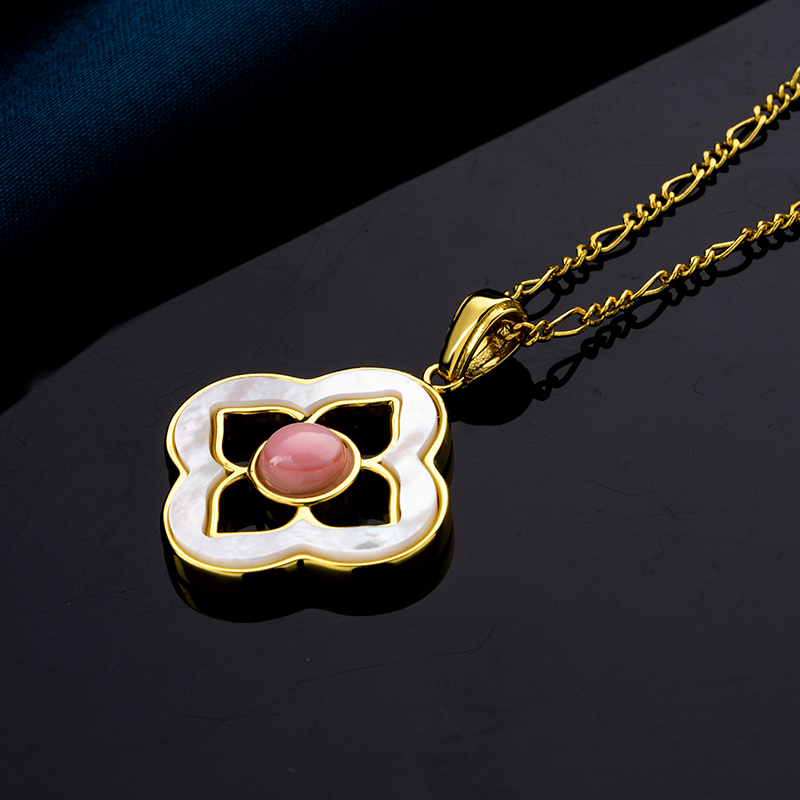 Natural Mother of Pearl Clover Necklace | Deep Sea Shell Elegant Gift for Women