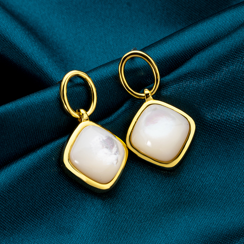 Natural Mother of Pearl Square Earrings - Modern Minimalist Jewelry
