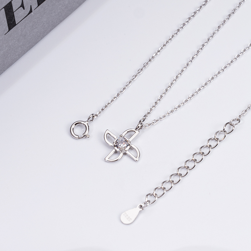 Charming Pinwheel Necklace - Boho Delicate Jewelry