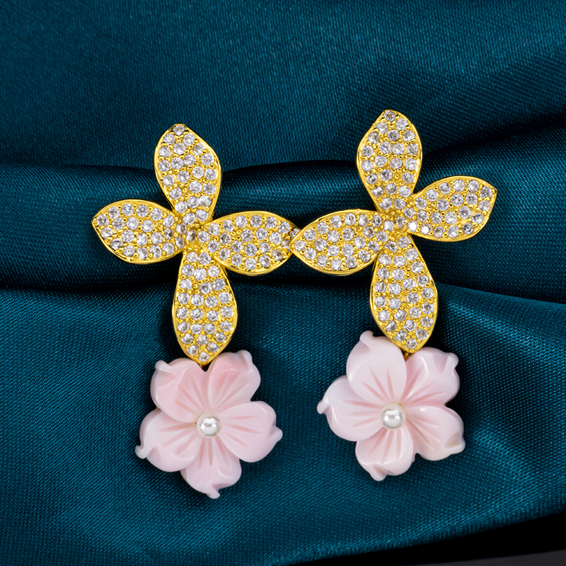 Fashion Queen Conch Shell Floral Earrings - Sparkling