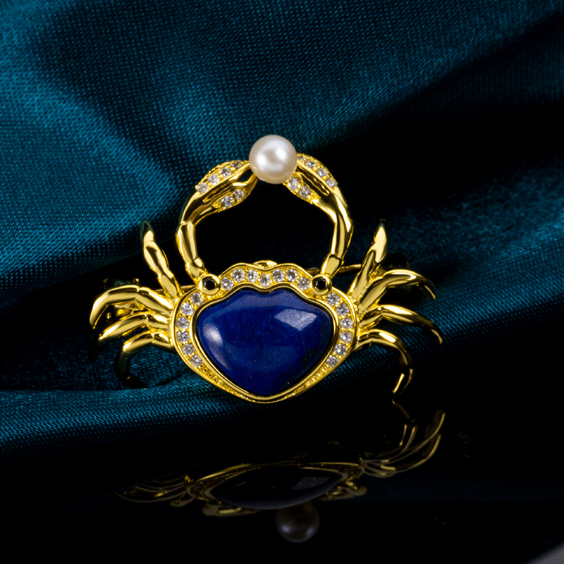 Natural Lapis Lazuli Crab Brooch - Adorable Charm
