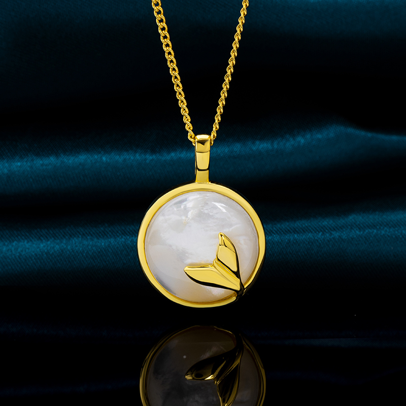 Mermaid Round Mother of Pearl Necklace