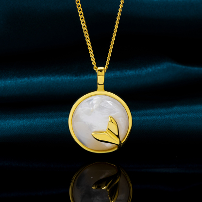 Mermaid Round Mother of Pearl Necklace