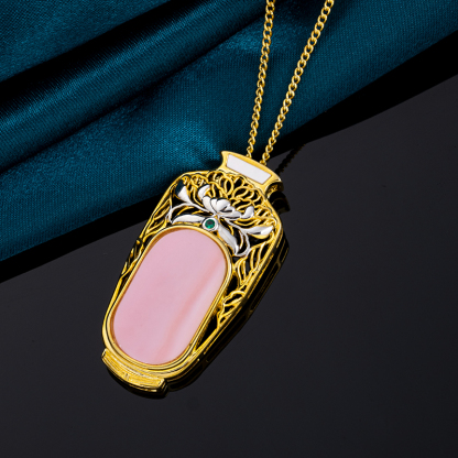 Natural Queen Conch Vase Necklace - Unique Fashion Pendant