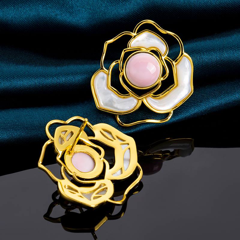 Natural Queen Conch Camellia Earrings - Dainty Fashion
