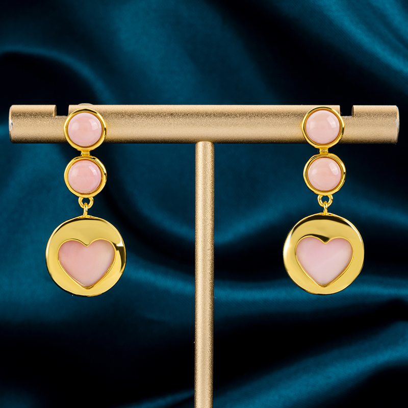 Delicate Heart Queen Conch & Pink Tassel Drop Earrings