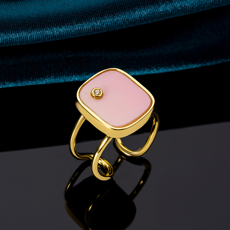 Natural Pink Conch Square Ring - Unique Style