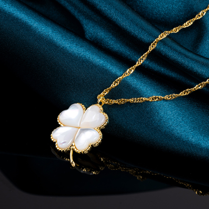 Glistening MOP Clover Necklace - Natural & Luxe Pendant