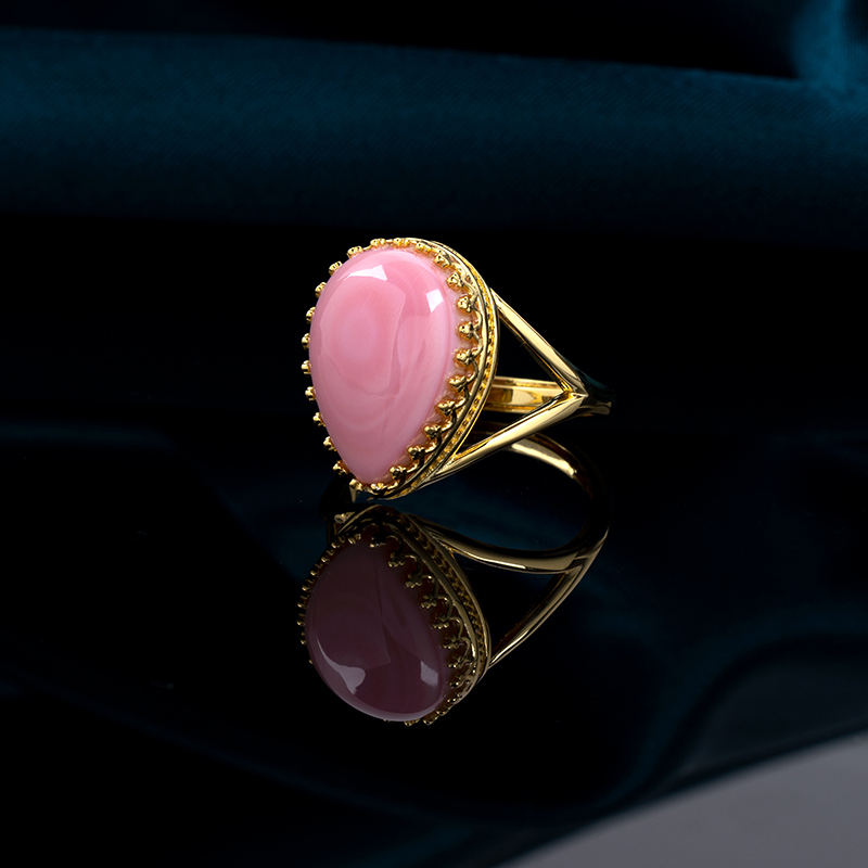 Natural Queen Conch Pink Teardrop Ring for Women