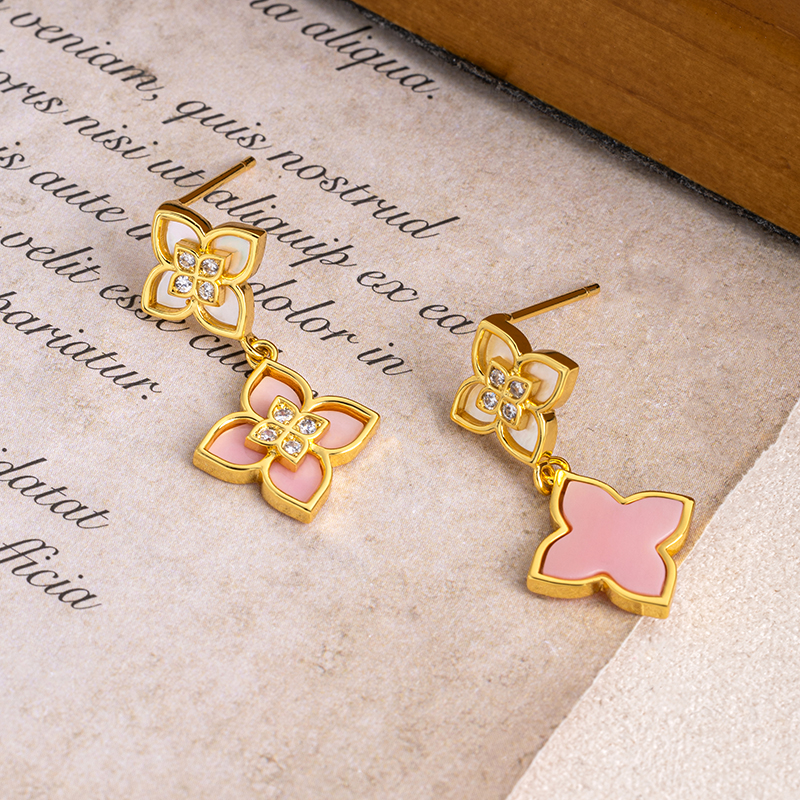 Royal Four-Leaf Earrings: Vintage Gold, Luxe Feminine Drops