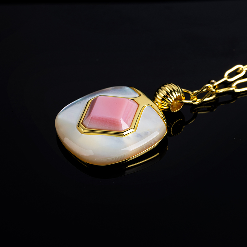 Artisan Conch & MOP Lariat - Unique Layering Necklace, Cozy Chic