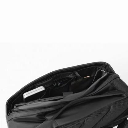 MULTI-FUNCTIONAL LARGE CAPACITY BACKPACK