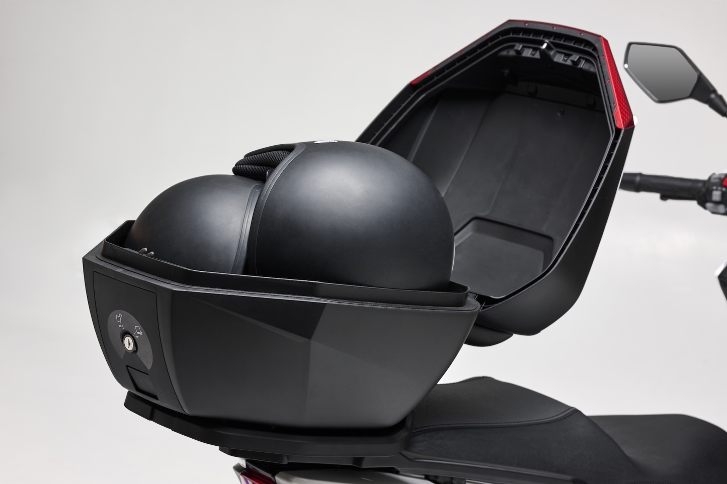 MB LX TOP CASE 35L (SC125/150/250/300LX)