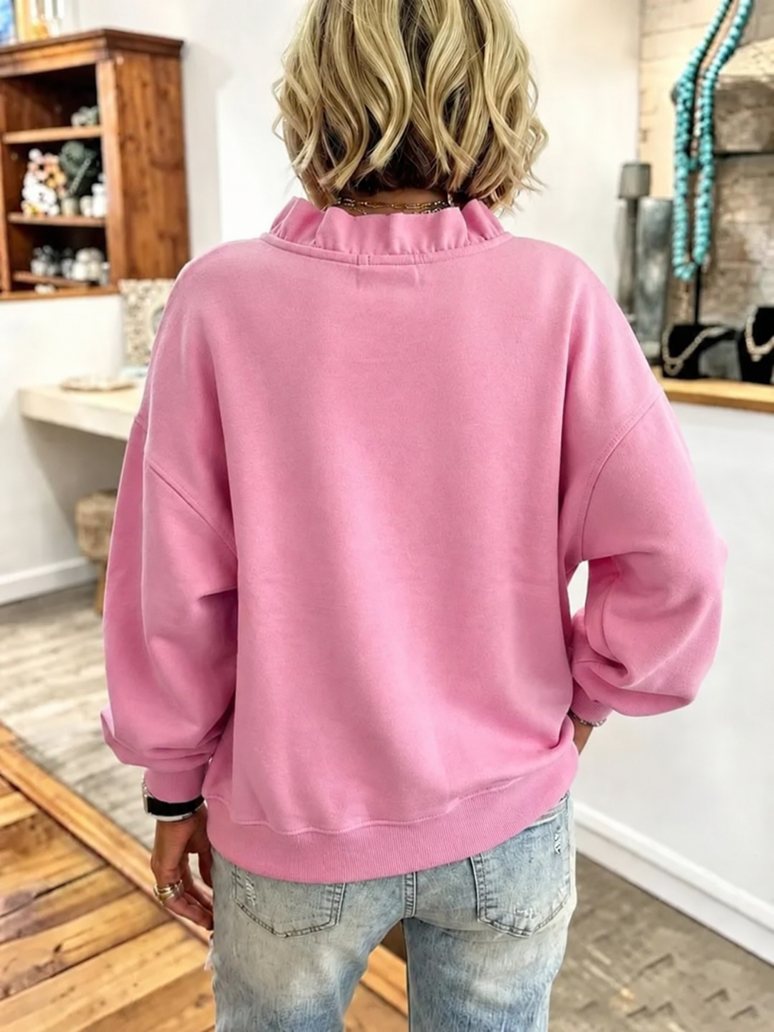 Women'S Cozy Oversized Vibrant Pink Ruffled Sweatshirt