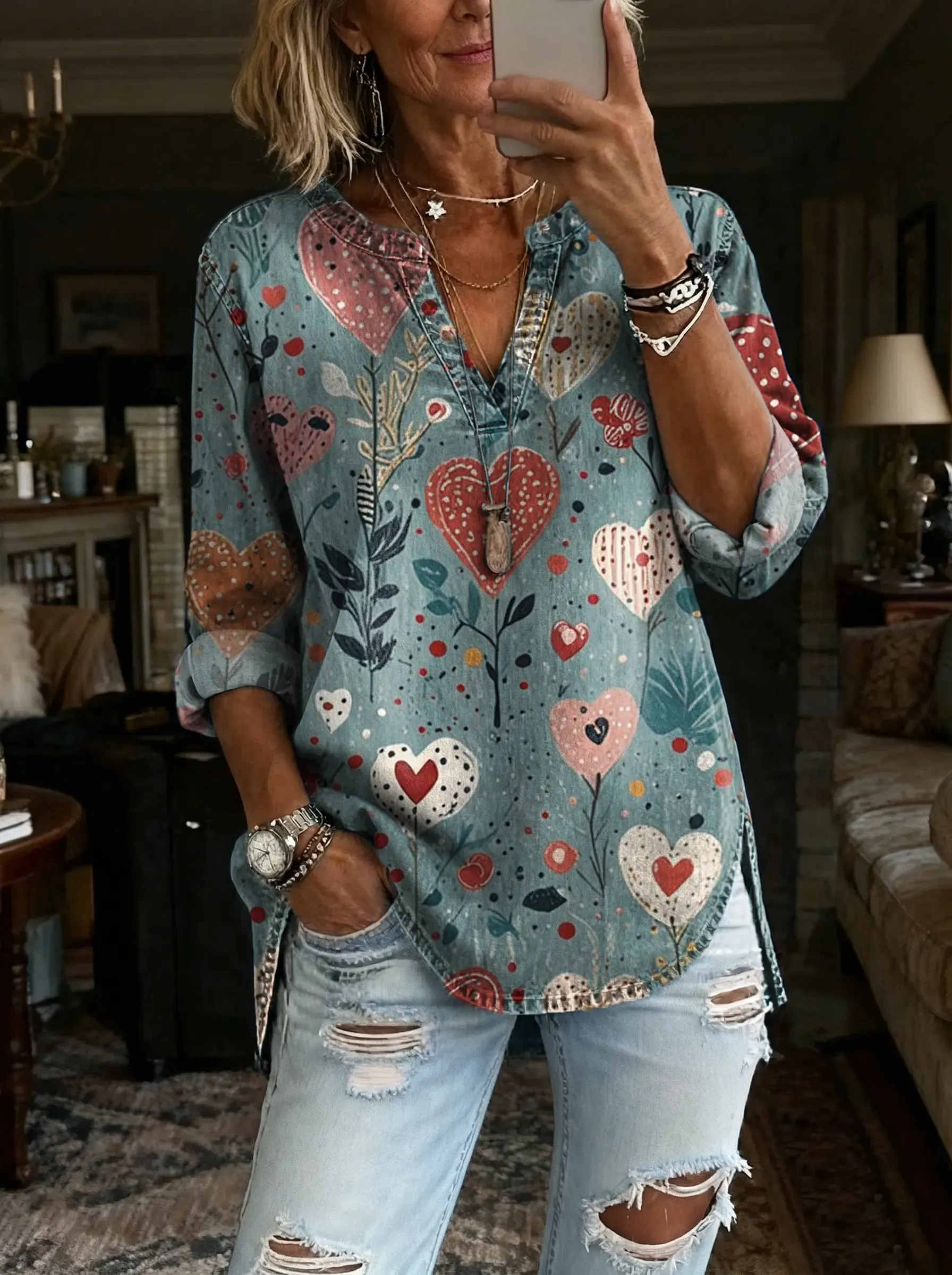 Women's Retro Floral Art Print Casual Long-sleeve V-neck Shirt