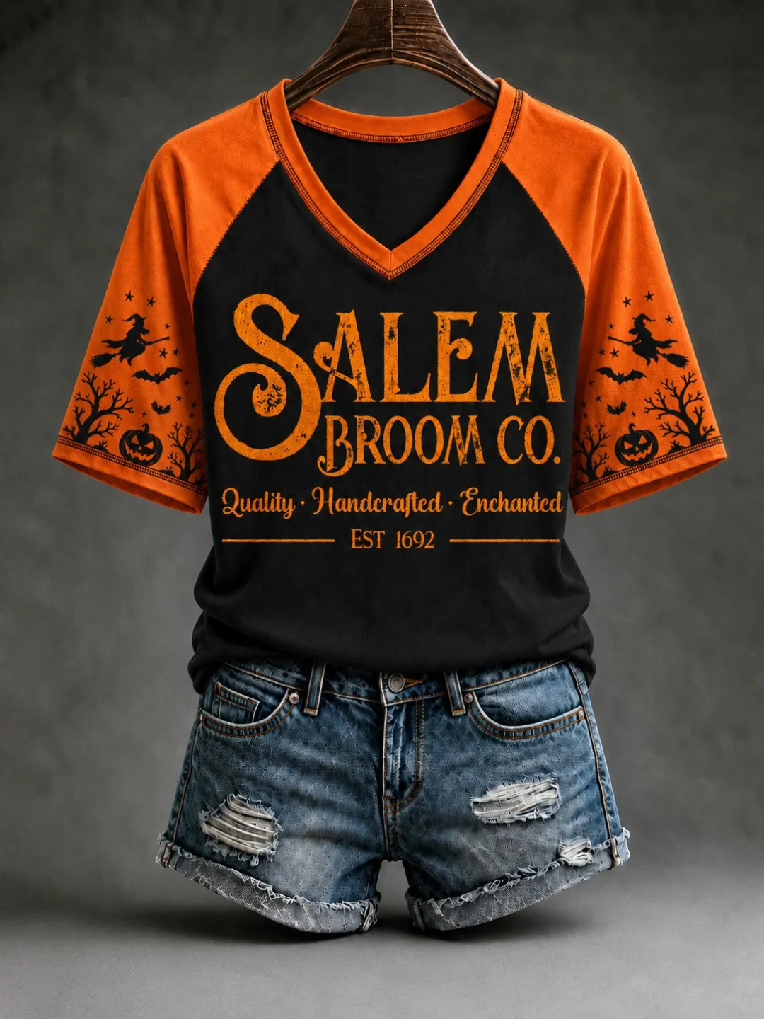 Halloween Print V-Neck T-Shirt