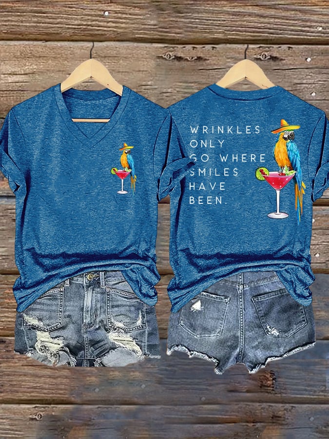 V Neck Retro Wrinkles Only Go Where Smiles Have Been Print T-Shirt