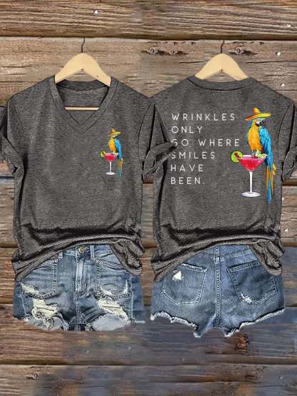 V Neck Retro Wrinkles Only Go Where Smiles Have Been Print T-Shirt