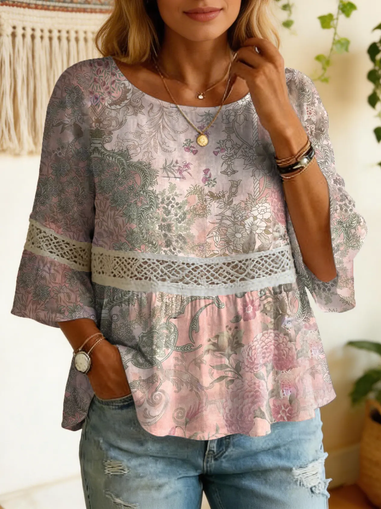 Women's Vintage Floral Print Artistic Lace-trimmed Cotton-linen Round-neck Short-sleeve Top