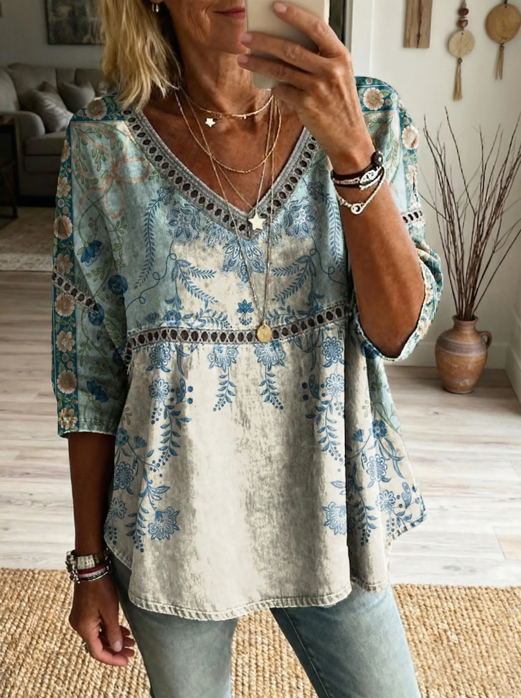 Women's Floral Pattern Art Print Casual V-neck Lace-up Top