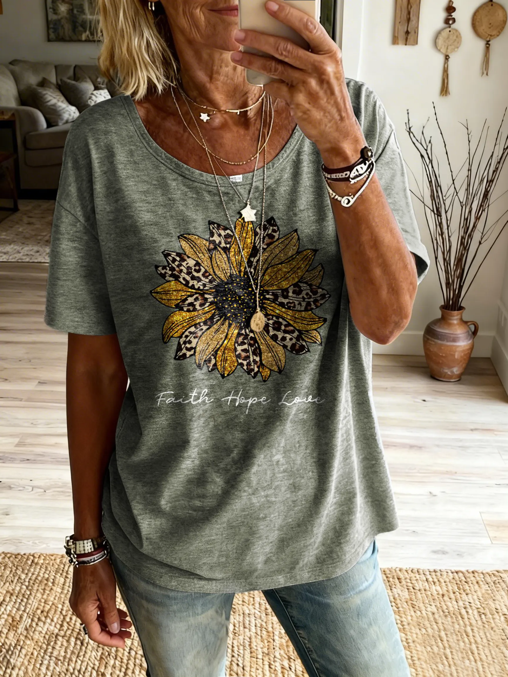 Women's Hippie Floral Art Print Pure Cotton Crew Neck Short-Sleeve Casual T-Shirt