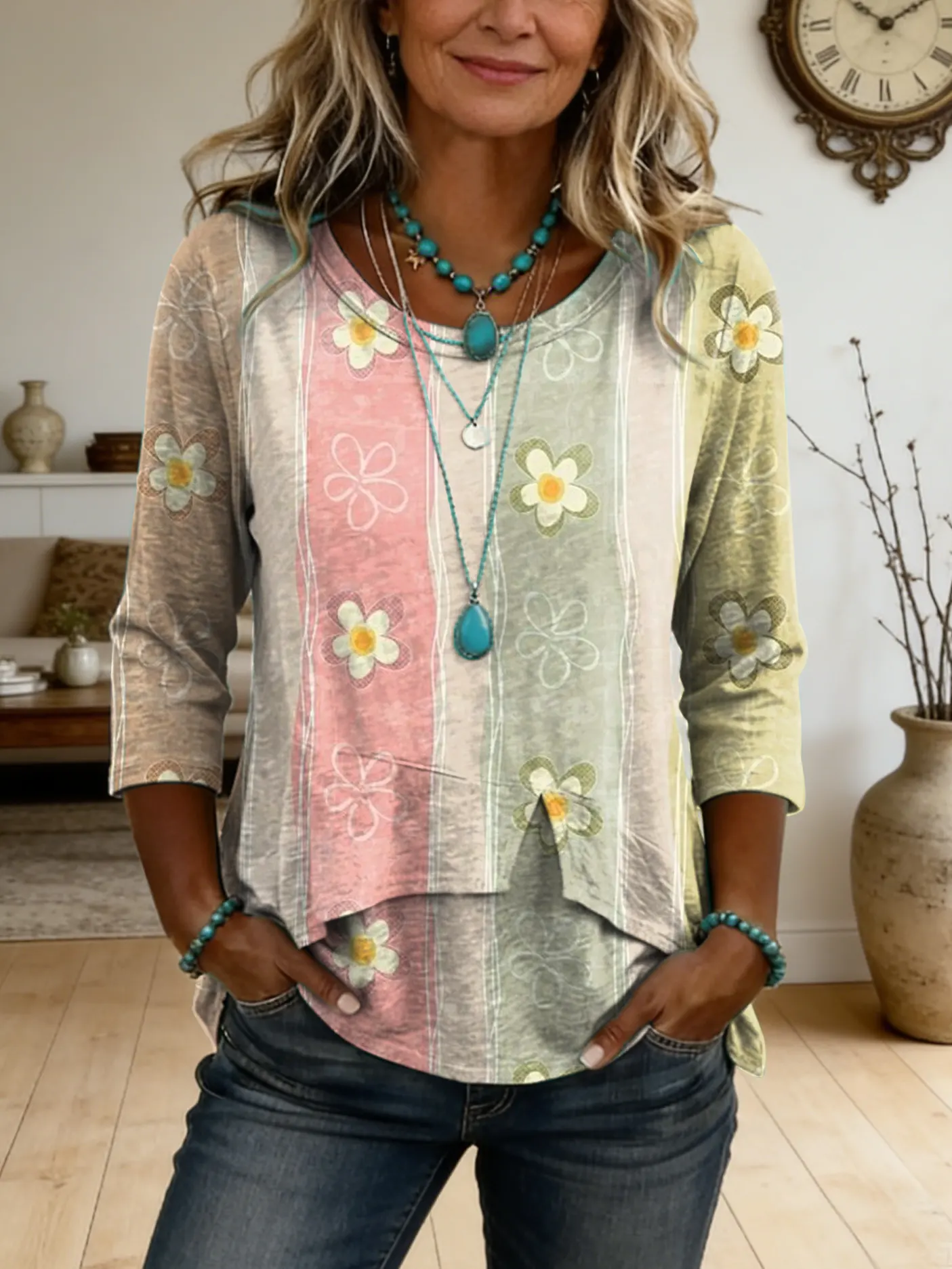 Women's Retro Striped Petal Art Print Casual T-Shirt