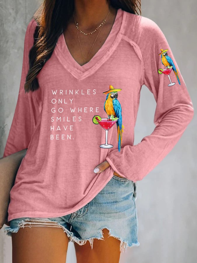 V-neck Retro Wrinkles Only Go Where Smiles Have Been Print T-Shirt