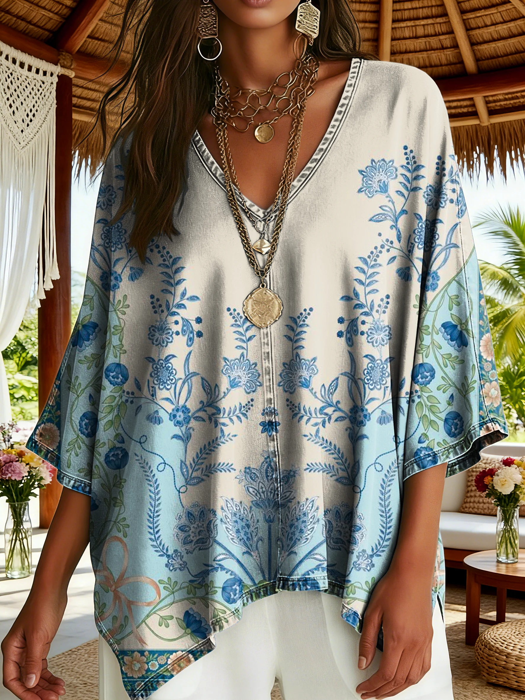 Women's Ethnic Blue Floral Pattern Art Print Casual V-neck Batwing Sleeve Top
