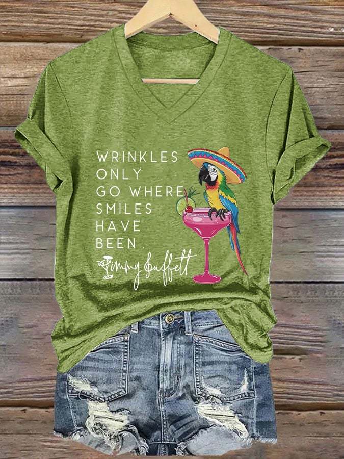 V-Neck Retro Wrinkles Only Go Where Smiles Have Been Print T-Shirt