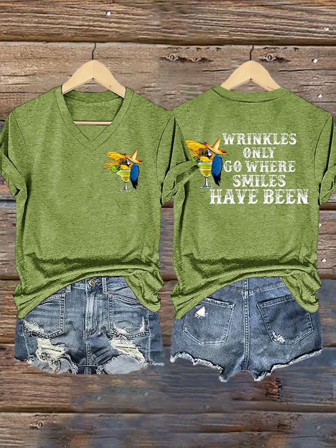 Women's Retro  Wrinkles Only Go Where Smiles Have Been Print T-Shirt