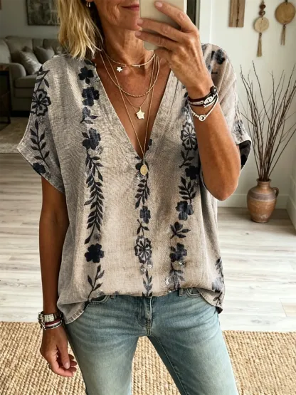 Women's Vintage-Textured Floral Art Print Casual V-Neck Short-Sleeve Shirt
